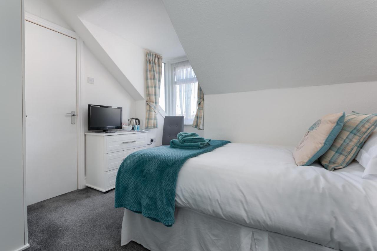 The Beechcliffe Hotel - Over 35'S Only — Photos 2